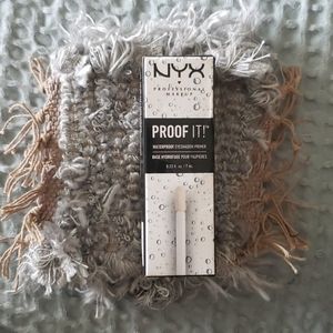 Waterproof Eyeshadow Primer